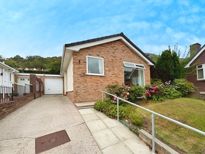 3 Bedroom Detached Bungalow For Sale In Parc Bron Deg, Dyserth, LL18