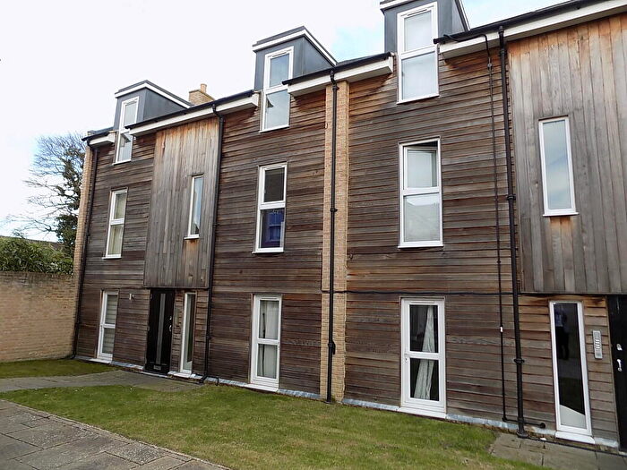 1 Bedroom Flat To Rent In Minstrel Walk, PE15