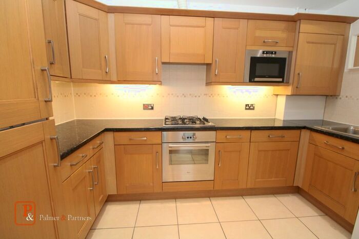 3 Bedroom Flat To Rent In St. Marys Fields, Colchester, Essex, CO3