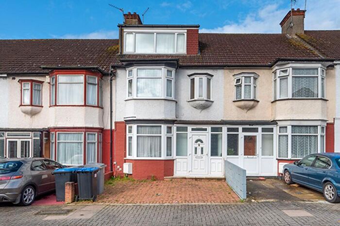 5 Bedroom Terraced House For Sale In Cecil Avenue, Wembley, HA9
