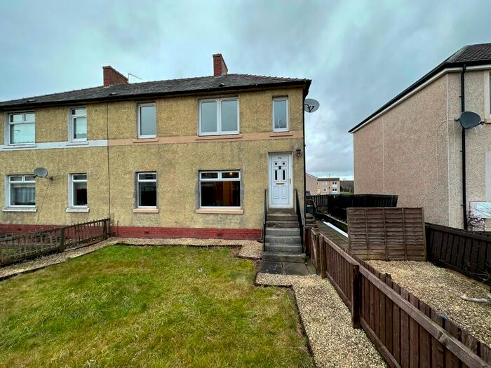 2 Bedroom Flat To Rent In Hawthorn Drive, Wishaw, ML2