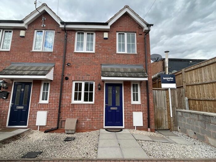 2 Bedroom End Of Terrace House For Sale In Wollaston - Melvyn Close, DY8