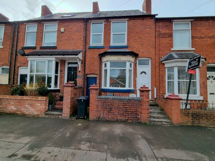 2 Bedroom Terraced House To Rent In Woodman Road, Halesowen, West Midlands, B63