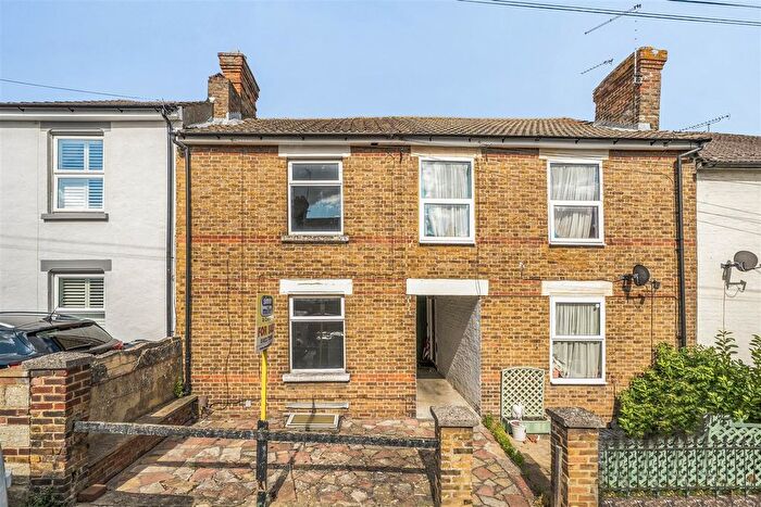 4 Bedroom Terraced House For Sale In Dover Street, Maidstone, ME16