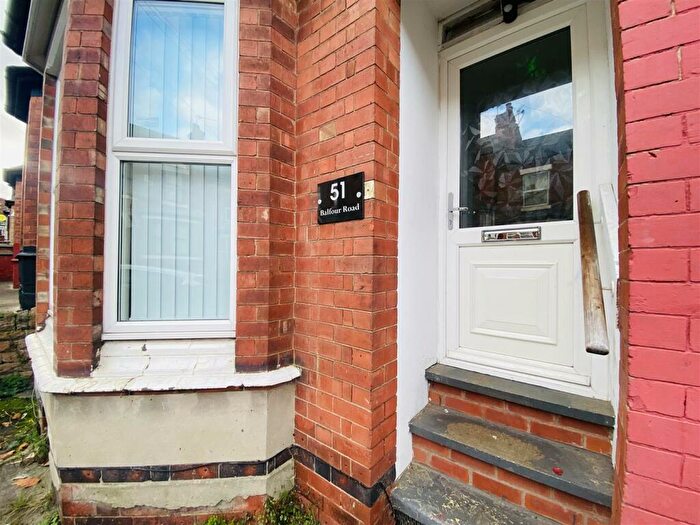 6 Bedroom House To Rent In Balfour Road, Nottingham, NG7