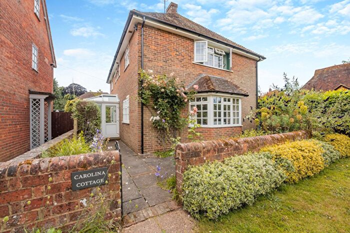 3 Bedroom Detached House For Sale In The Green Shamley Green Guildford, Surrey, GU5