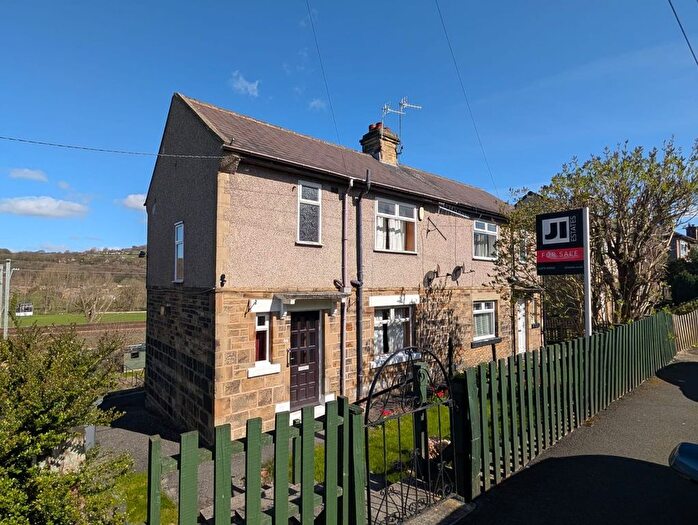 2 Bedroom Semi Detached House For Sale In Albert Avenue, Shipley, BD18