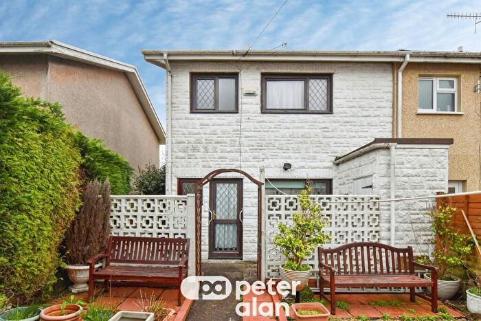 3 Bedroom Semi Detached House For Sale In Wenallt Court, Aberdare, CF44