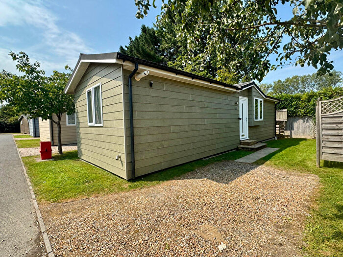 2 Bedroom Park Home For Sale In Golden Cross Village, East Sussex, BN27