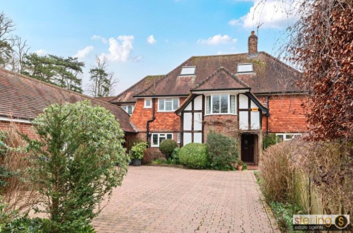 6 Bedroom House For Sale In Park View, Aston Clinton, HP22