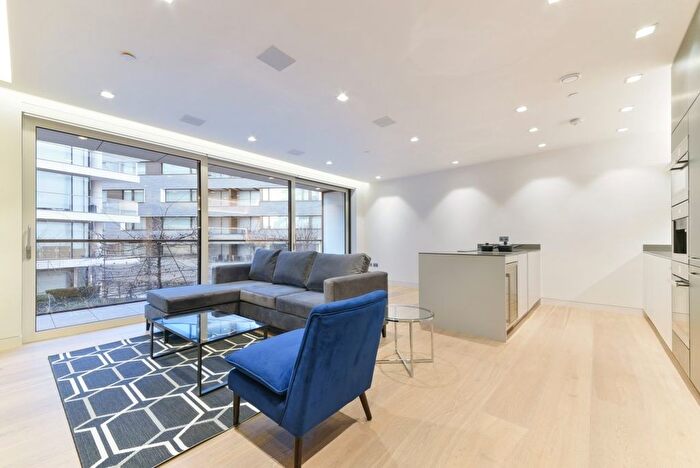 2 Bedroom Flat For Sale In Duchess Walk, Tower Bridge, London, SE1