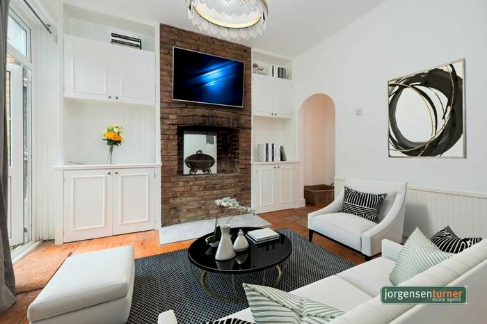 1 Bedroom Flat To Rent In Stanlake Road, Shepherds Bush, London, W12