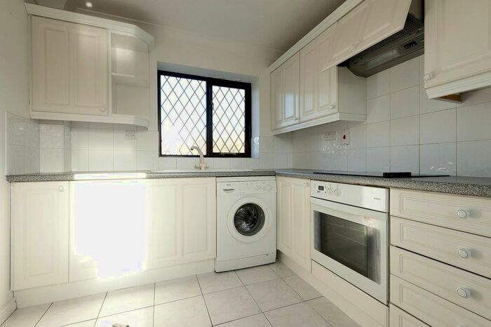 1 Bedroom Flat To Rent In Robina Close, Northwood Hills, Northwood, HA6