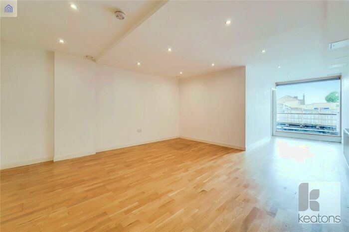 1 Bedroom Flat To Rent In Deptford High Street, Deptford, London, SE8