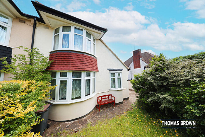 3 Bedroom Semi-Detached House For Sale In Lynmouth Rise, Orpington, BR5
