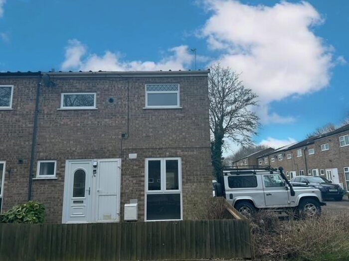 3 Bedroom House To Rent In Brynmore, Peterborough, PE3