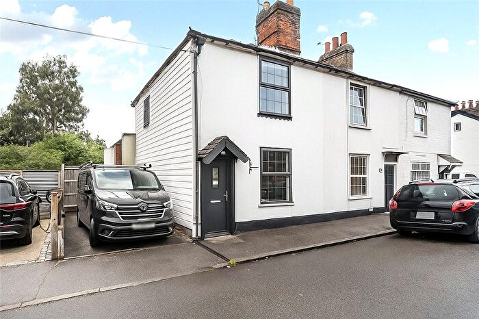 2 Bedroom End Terrace House To Rent In Bradbourne Road, Sevenoaks, Kent, TN13