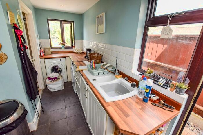 2 Bedroom Semi-Detached House For Sale In Victoria Road, Stanford-Le-Hope, SS17