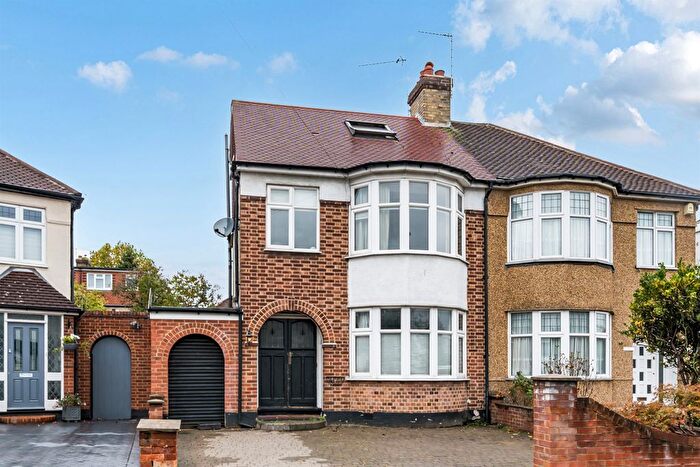 4 Bedroom Semi Detached House For Sale In Southfield Road, Enfield, EN3