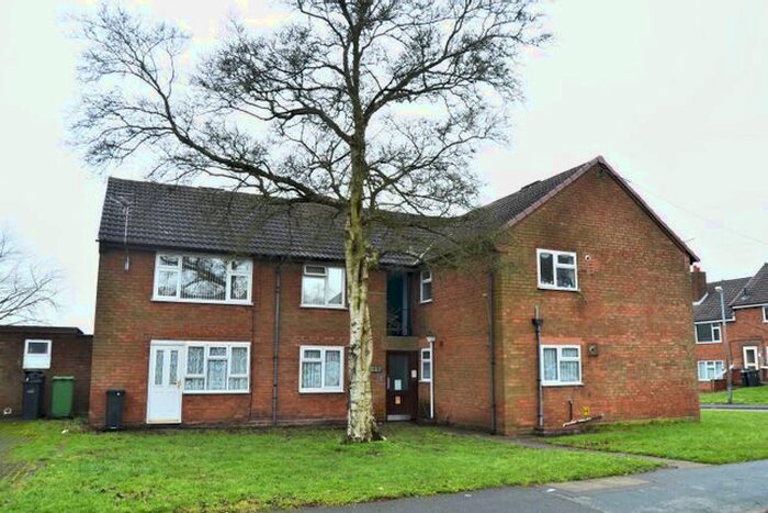 1 Bedroom Flat To Rent In Pale Street, Upper Gornal, Dudley, DY3