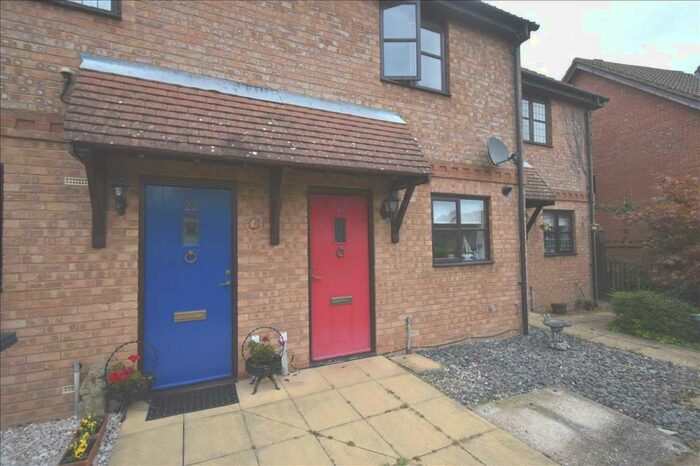 2 Bedroom House To Rent In Garden Way, Kings Hill, West Malling, ME19