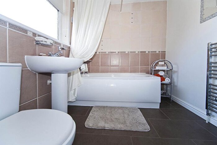 2 Bedroom Bungalow For Sale In Blackthorne Avenue, Horden, Peterlee, SR8