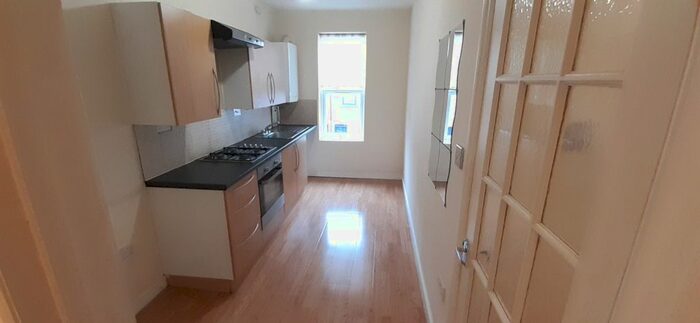 1 Bedroom Flat To Rent In Cardigan Street, Luton, LU1