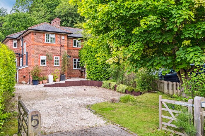 3 Bedroom Semi-detached House For Sale In Speen Road, North Dean, HP14