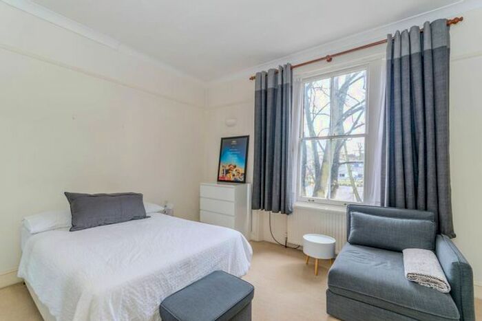 Studio To Rent In Marlborough Hill, St John's Wood, London, NW8