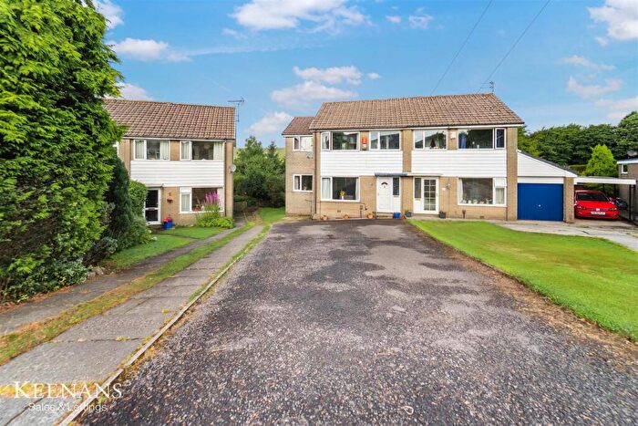 4 Bedroom Semi-Detached House For Sale In Hameldon Road, Loveclough, Rossendale, BB4