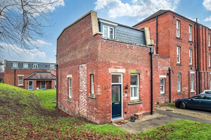 1 Bedroom Apartment For Sale In Clock Tower View, Stourbridge, West Midlands, DY8