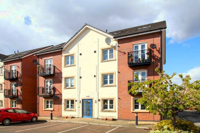 1 Bedroom Apartment To Rent In Plainsfield Street, Hulme, Manchester, M16