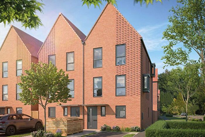 4 Bedroom Terraced House For Sale In Cavendish Grove, Raynes Park, SW20