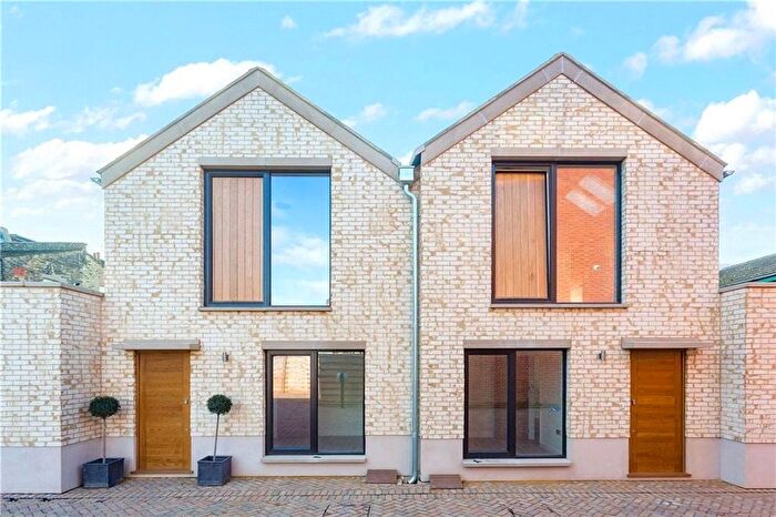 3 Bedroom Terraced House To Rent In Willow Mews, Shepherd's Bush, W12