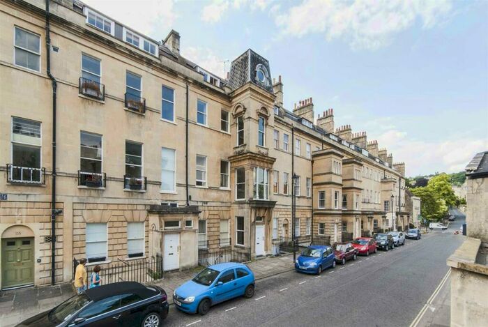 3 Bedroom Apartment To Rent In Marlborough Buildings, Bath, BA1