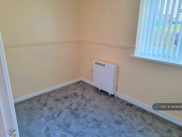 1 Bedroom Flat To Rent In Ryecroft Road, Rawmarsh, Rotherham, S62