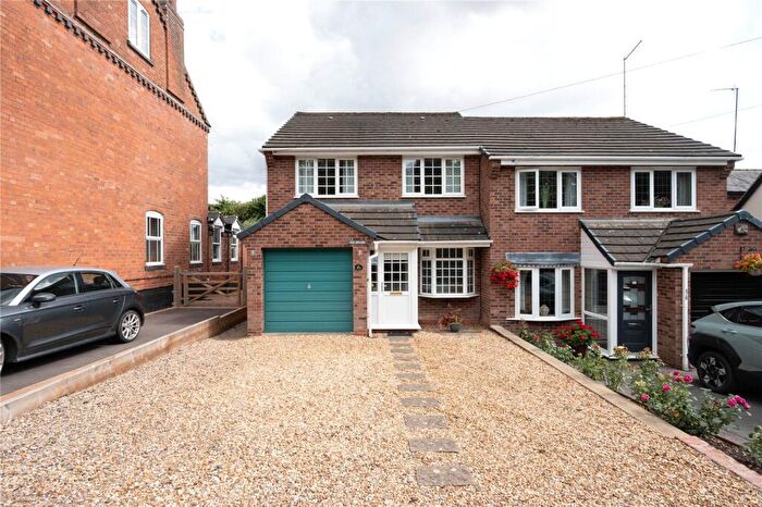 3 Bedroom Semi-Detached House For Sale In West Road, Bromsgrove, Worcestershire, B60