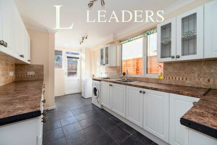 3 Bedroom Terraced House To Rent In Teddington Road, Southsea, PO4