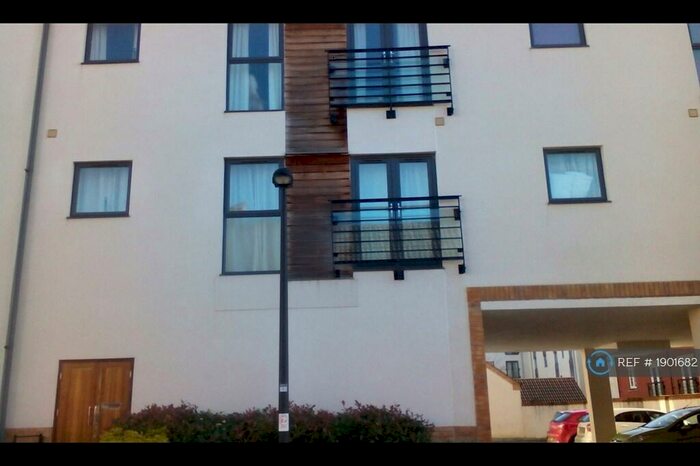 1 Bedroom Flat To Rent In Pasteur Drive, Swindon, SN1