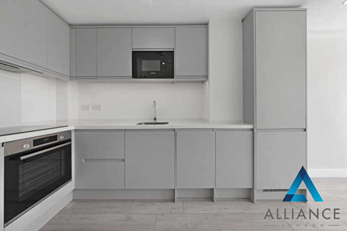 1 Bedroom Apartment To Rent In Carlton House, New London Road, Chelmsford, Essex, CM2