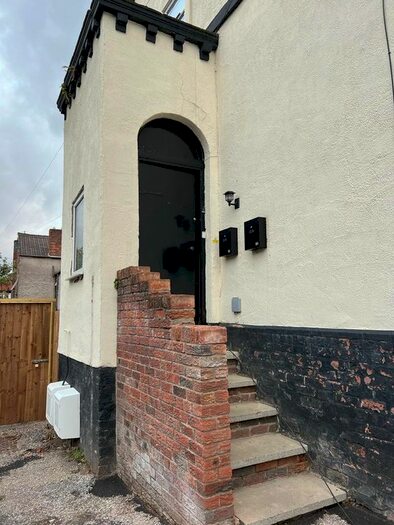 2 Bedroom Flat To Rent In Chesnut Grove, Birkenhead, CH42