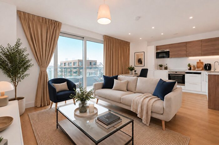 1 Bedroom Flat For Sale In Jefferson Plaza, Bow, E3