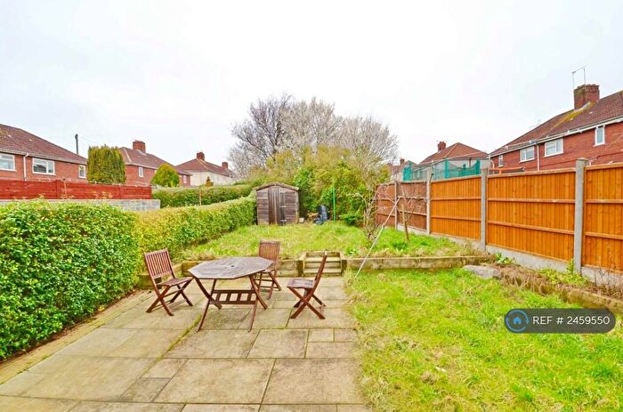 4 Bedroom Semi-Detached House To Rent In Kendal Road, Bristol, BS7