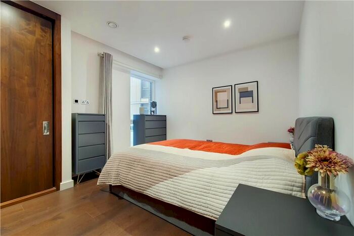 2 Bedroom Property To Rent In King George Street, London, SE10