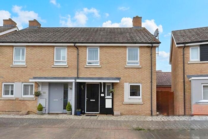 2 Bedroom Semi-Detached House For Sale In Eris Avenue, Biggleswade, SG18