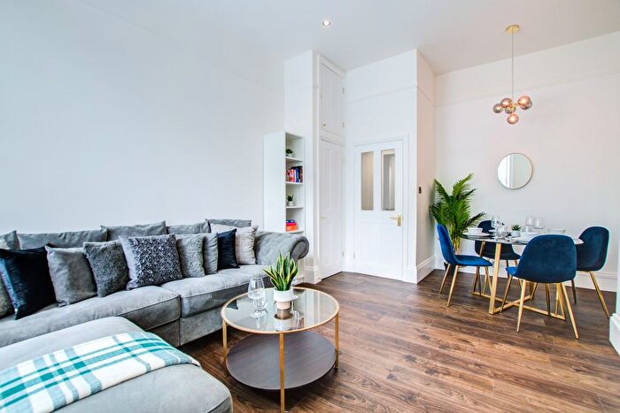 2 Bedroom Flat To Rent In Osborne Avenue, Newcastle Upon Tyne, NE2