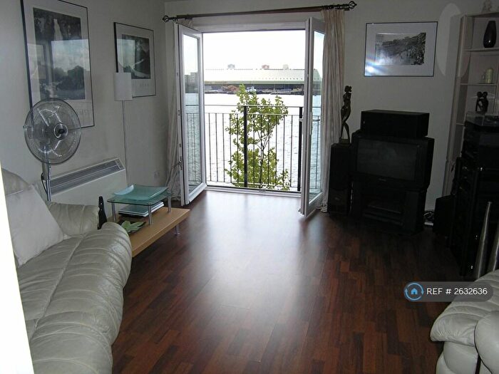 2 Bedroom Flat To Rent In Ferguson Close, London, E14