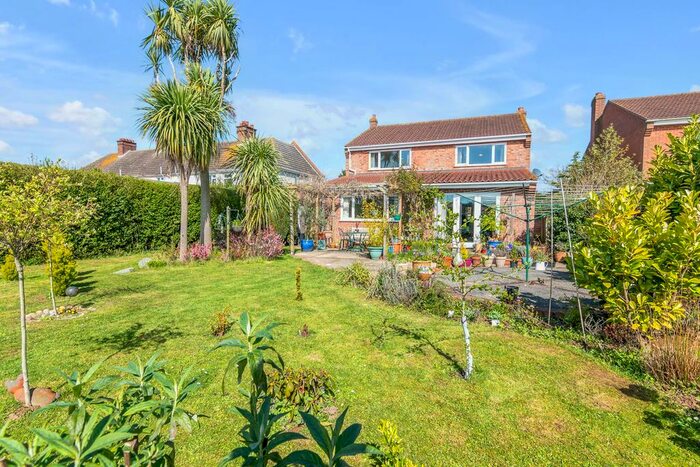 5 Bedroom Detached House For Sale In Farm View, Main Road, Ormesby, Great Yarmouth, NR29