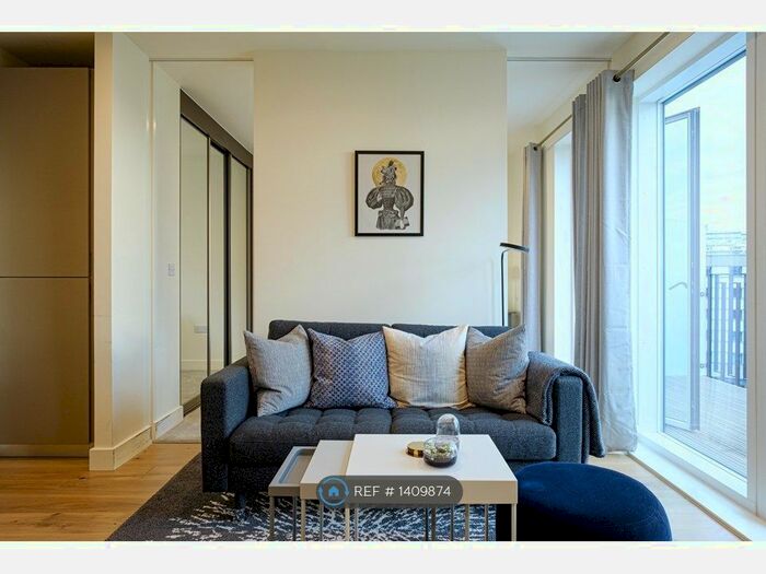 Studio To Rent In Minotaur House, London, SE18