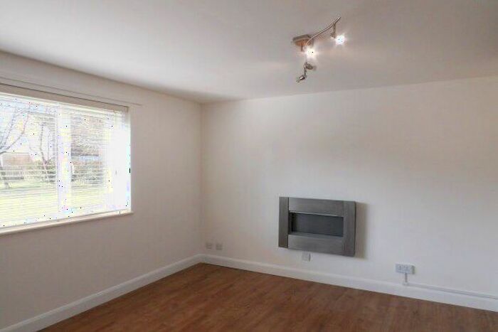 Studio To Rent In Winchester Court, Romsey, SO51